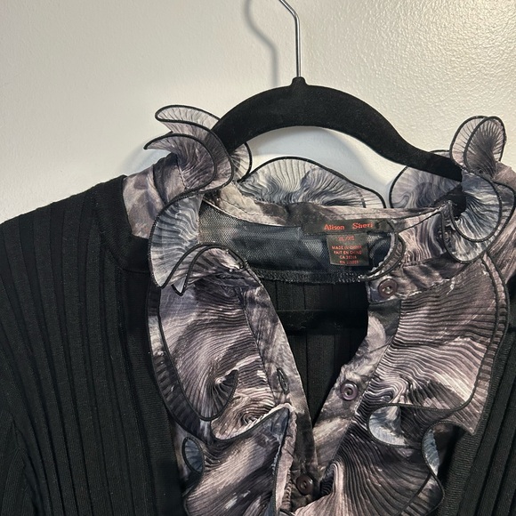 VINTAGE Black Ruffled Cardigan with Patterned Trim - Picture 2 of 3